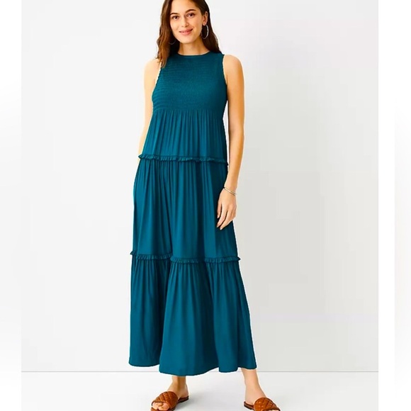 Ann Taylor Smocked Bodice Sleeveless Maxi Dress Emerald Green Size 4 - Picture 1 of 16